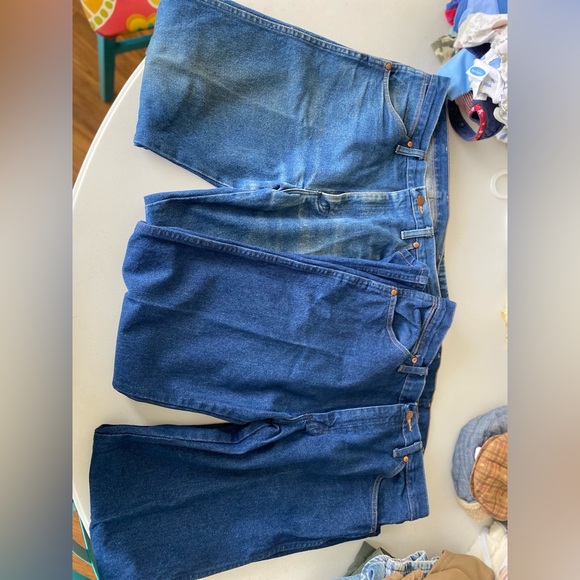 Wrangler Men's Blue Jeans 34x32 - Picture 2 of 2